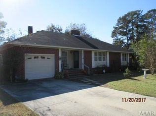 1605 Parkview Dr, Elizabeth City, NC 27909