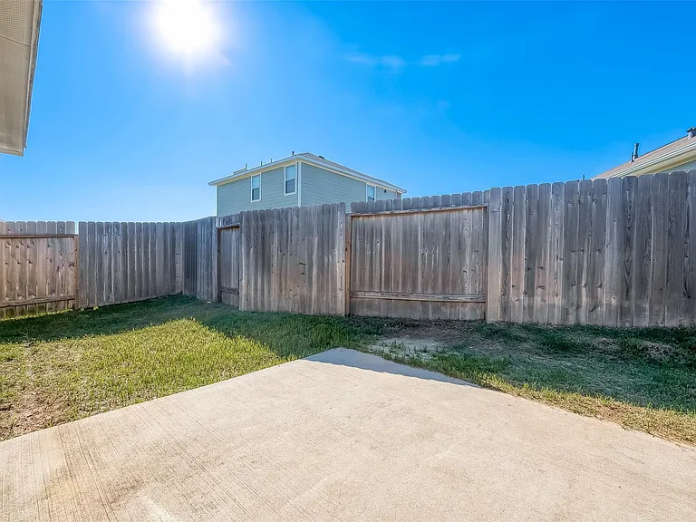 20033 Tuft Canyon Ct — Photo 46