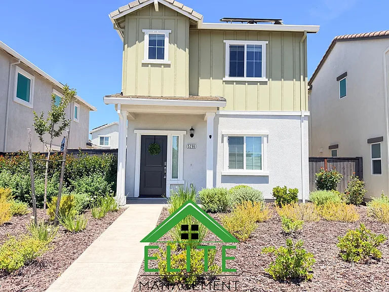 5296 Molino Cir — Photo 1