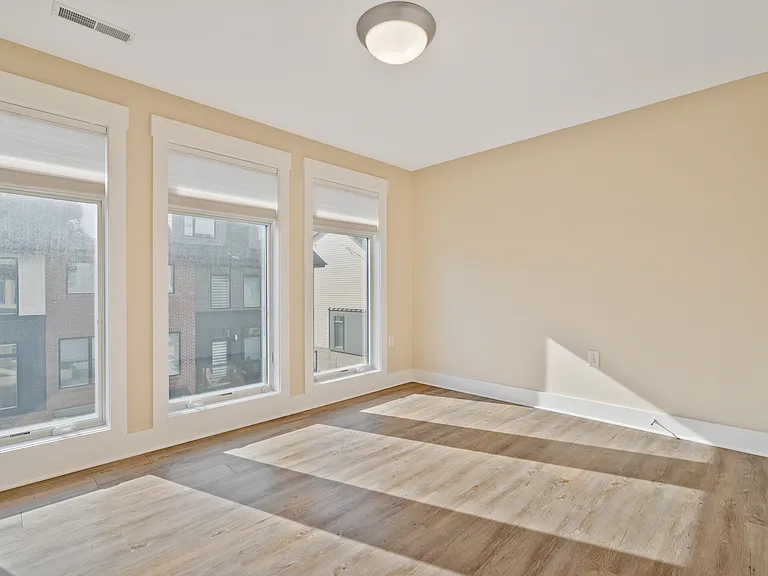 bedroom 2, view 2