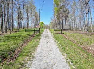 349 Parkview Ln, Centerville, TN 37033