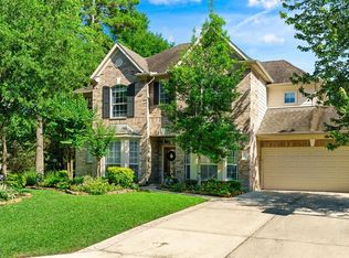 102 S Wyckham Cir, The Woodlands, TX 77382