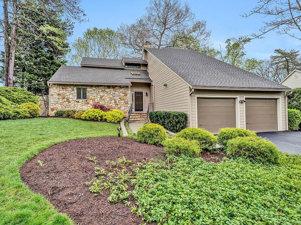 1st image of 1516 Lakecrest Ct SW