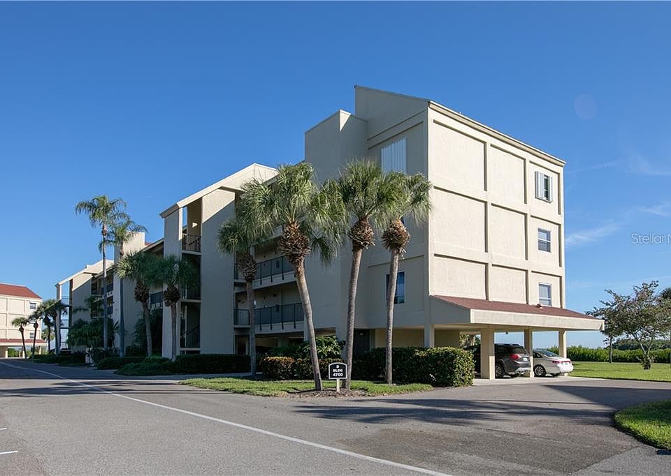 1st image of 4700 Gulf Of Mexico Dr Unit 305