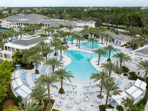 5th image of 2205 Bridgewood Drive