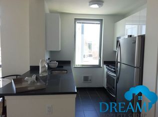 4545 Center Blvd APT 317, Long Island City, NY 11109