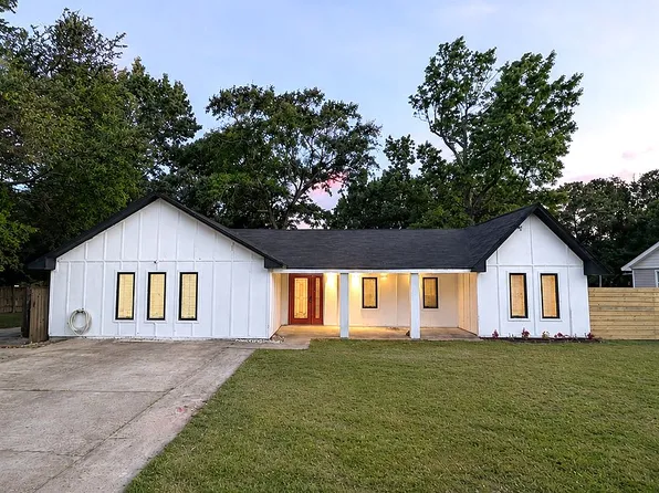14529 Porteaux Bay Dr, Biloxi, MS 39532