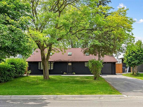 2nd image of 13 Swanhurst Blvd