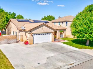 2037 W Avenue H6, Lancaster, CA 93536