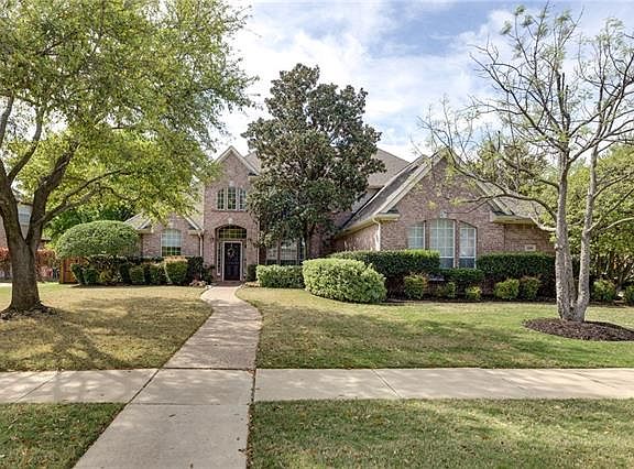 2nd image of 1209 Normandy Dr