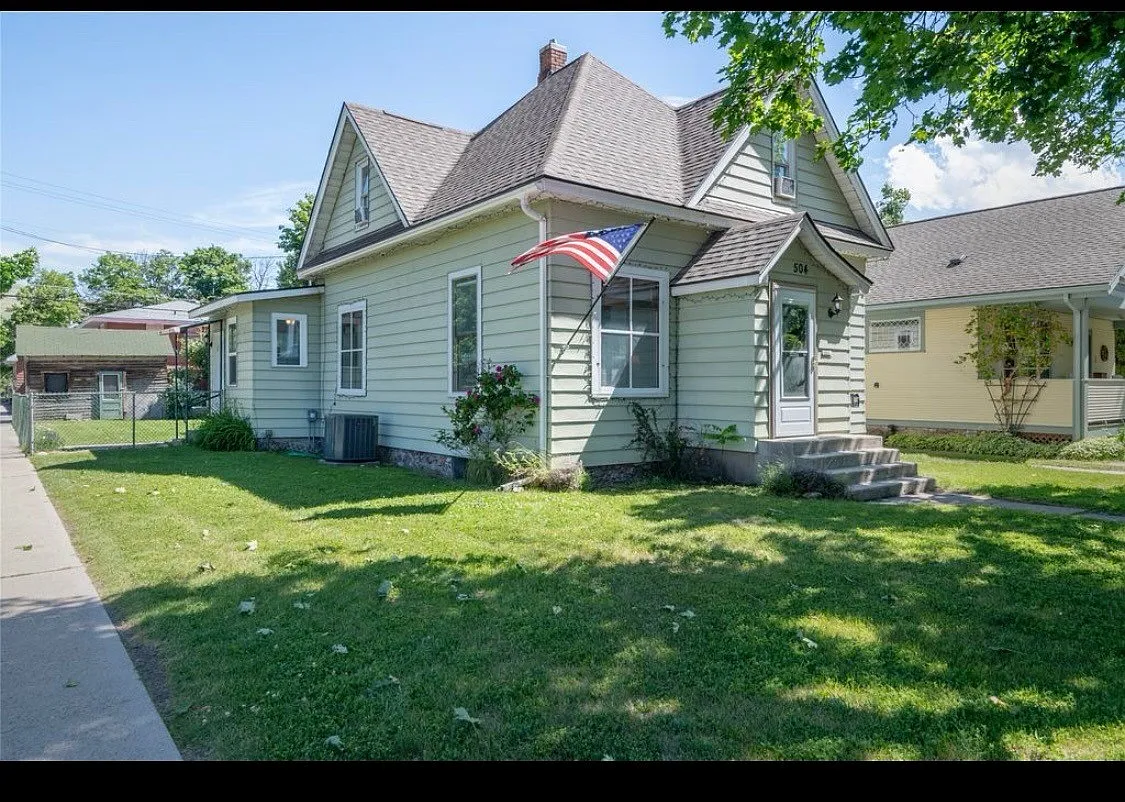 1 bed, 725 sqft, $1,300 — Photo 1