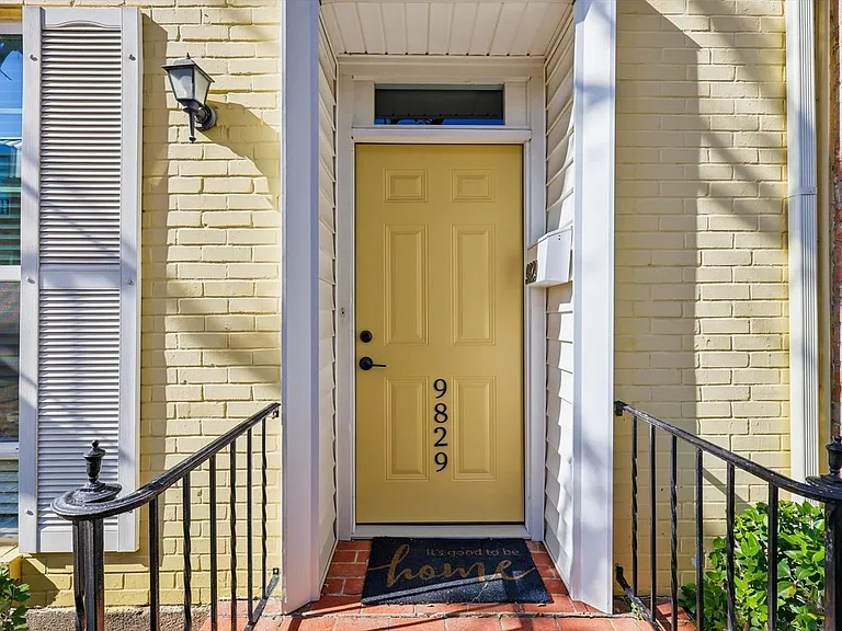 9829 Park Lane Ct — Photo 23