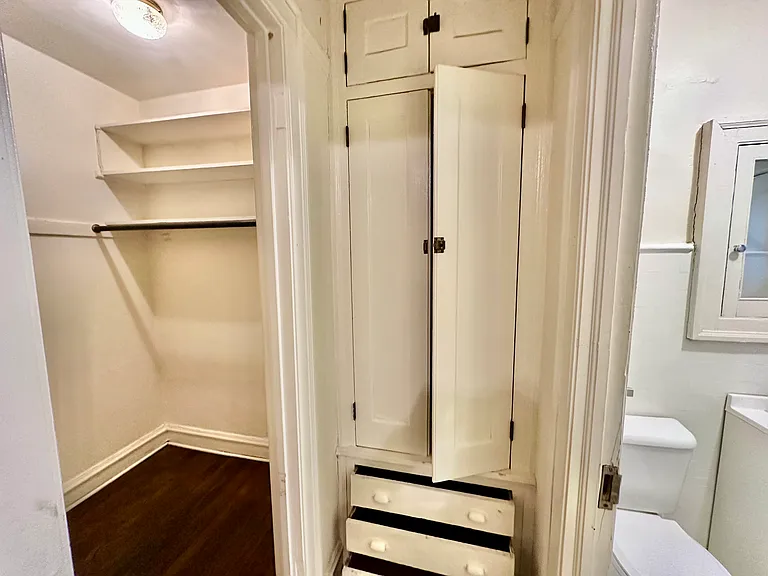Shorecrest Apartments — Photo 13