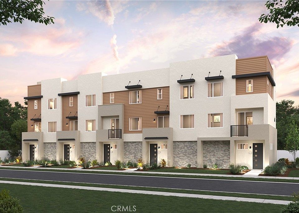 1st image of 4005 Valley Oak Ln #E