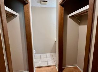 110 Vieux Orleans Cir APT D, Lafayette, LA 70508