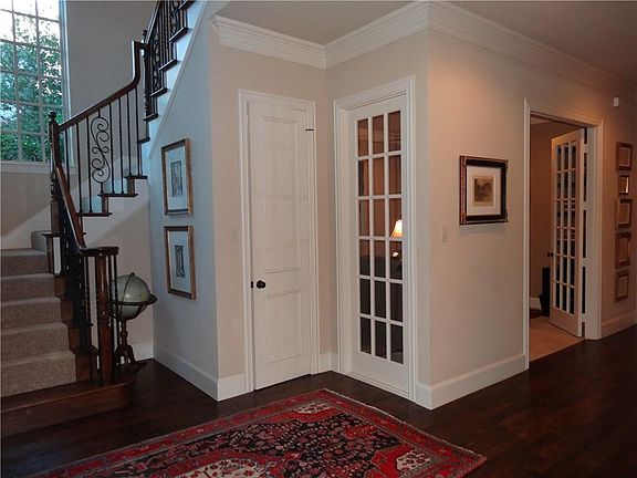 3rd image of 517 Harmony Ln