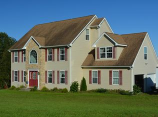 215 S Joshua Ln, Kunkletown, PA 18058