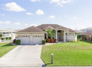 17193 Oriole Rd, Fort Myers, FL 33967