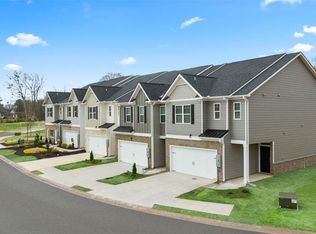 213 Hampton Cir #65, McDonough, GA 30253