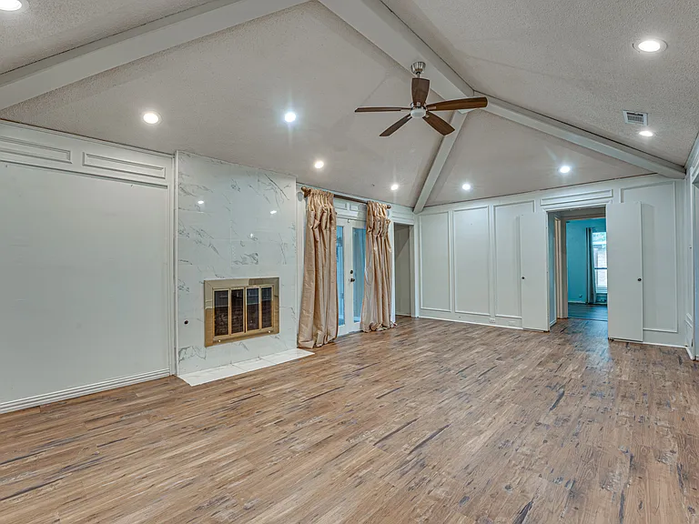 917 Meadowgate Dr — Photo 29