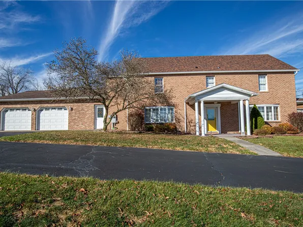 46 Park St, Republic, PA 15475