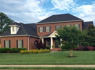 108 Charles Earl Ln, Maryville, TN 37803