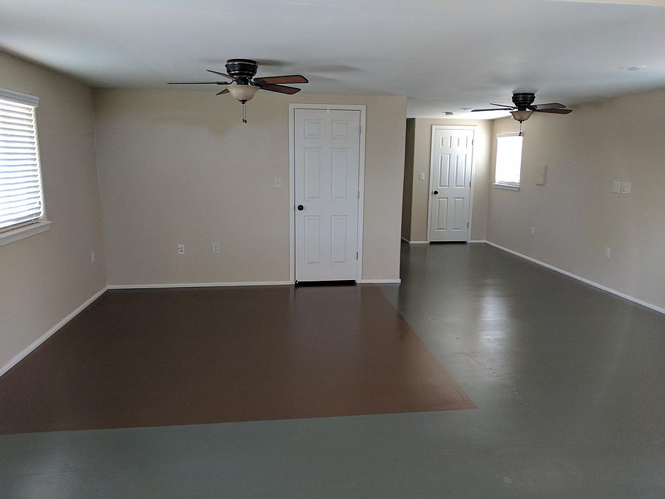 1st image of 351 N Ironwood Dr