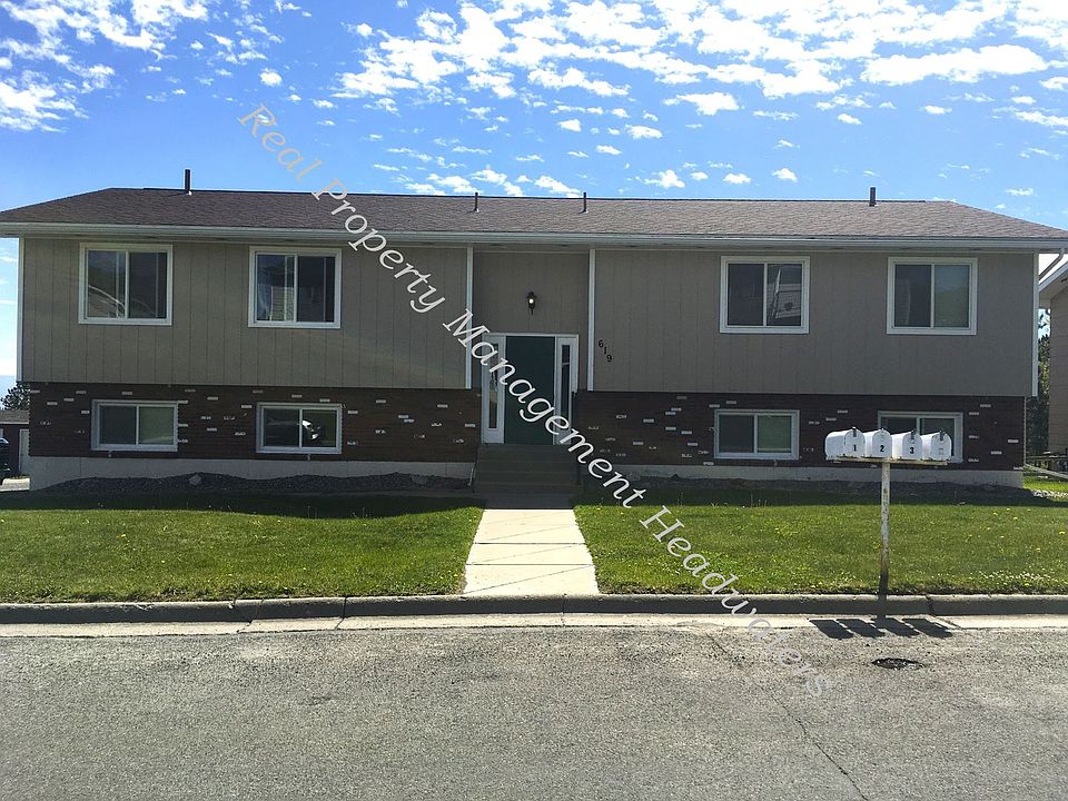 1st image of 619 S California St #3