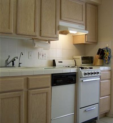 3rd image of 425 S Paseo Cerro