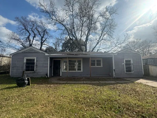 2417 Devaughn St, Shreveport, LA 71108