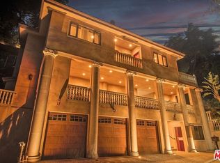 3662 W Cadman Dr, Los Angeles, CA 90027