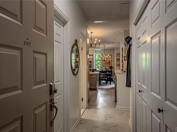 3rd image of 10 Foery Dr APT 302