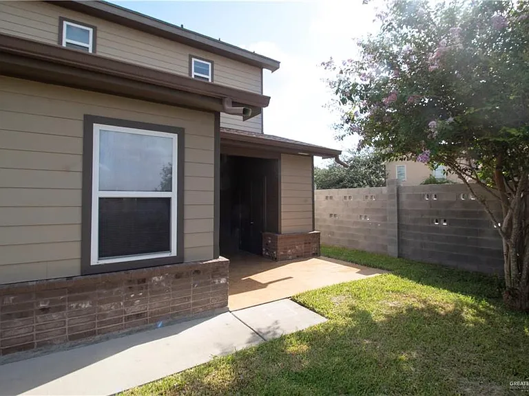 1000 E Daffodil Ave #1 — Photo 22