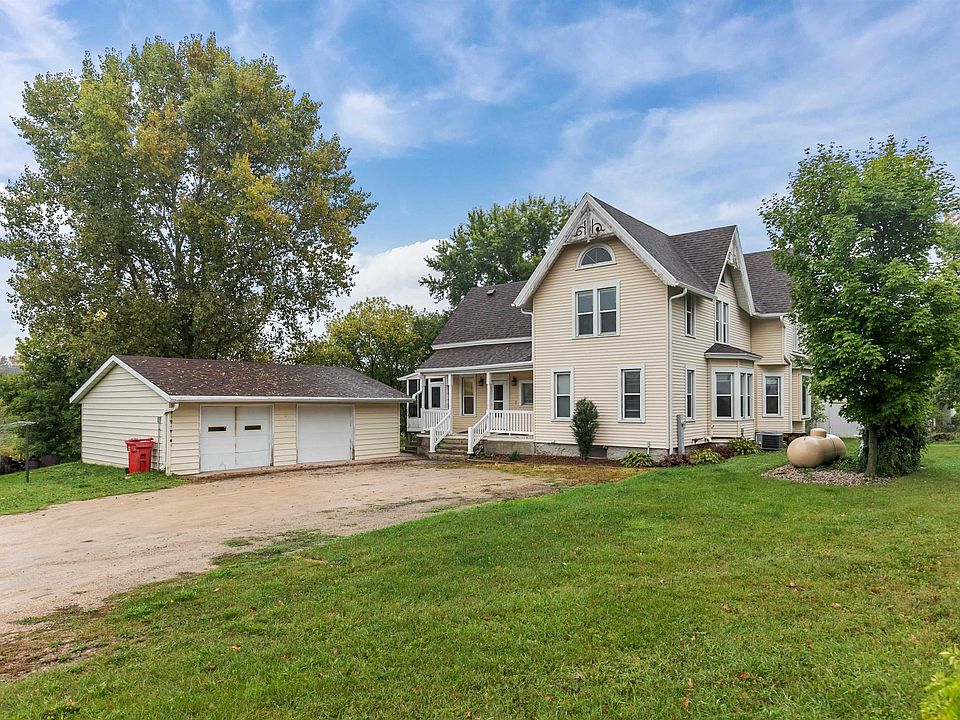 N1516 Lind Center Rd, Waupaca, WI 54981 MLS 50282012 Zillow