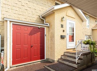 279 Hochelaga St E #H, Moose Jaw, SK S6H0N9