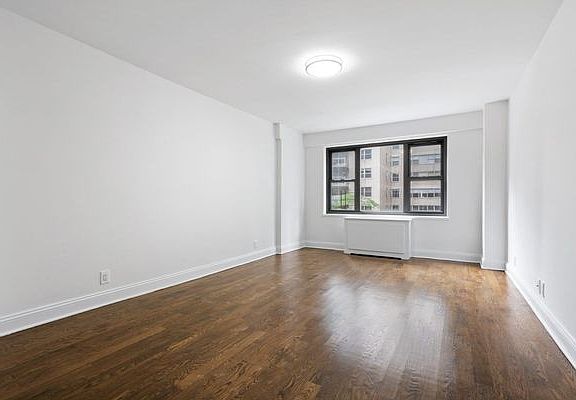 3rd image of 405 E 56th St APT 12a