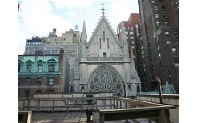 Sold by Douglas Elliman | media 16