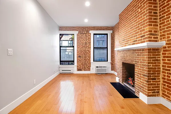 Rented by Douglas Elliman | media 3