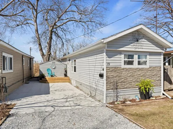 709 Heritage Rd #19, Kingsville, ON N9Y 3B1