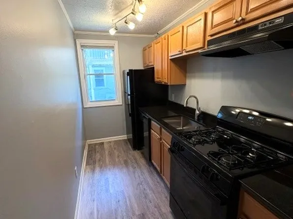 106 Margaret St APT B, South Portland, ME 04106