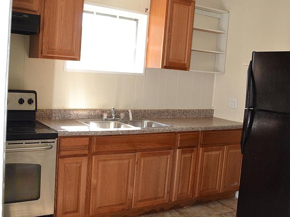 4th image of 103 Dellwood Cir