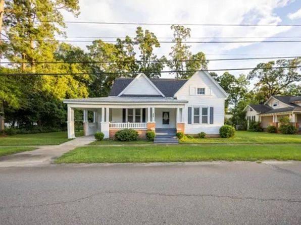 403 W Main St