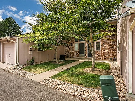 Town Home Style