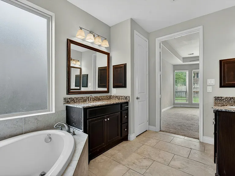 3311 Pleasant Hollow Ln — Photo 42