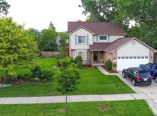 109 Larchwood Ave, Troy, MI