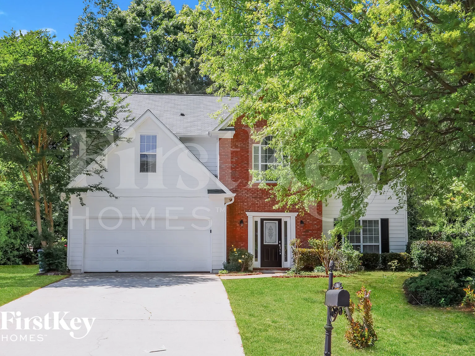 4 bed, 2.5 bath, 2348 sqft, $2,480 — Photo 1
