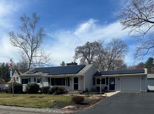 9 Theresa St, East Longmeadow, MA 01028