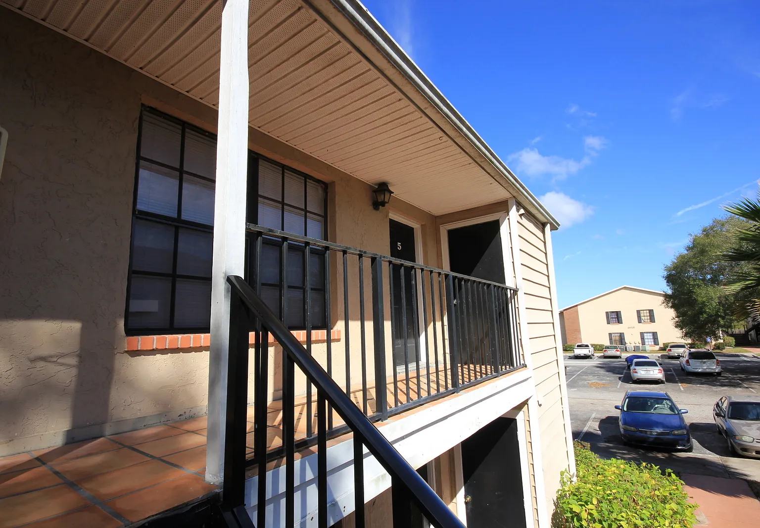 Spacious 2 Bed, 2 Bath Condo in Land O' Lakes ? Water Included! — Photo 3