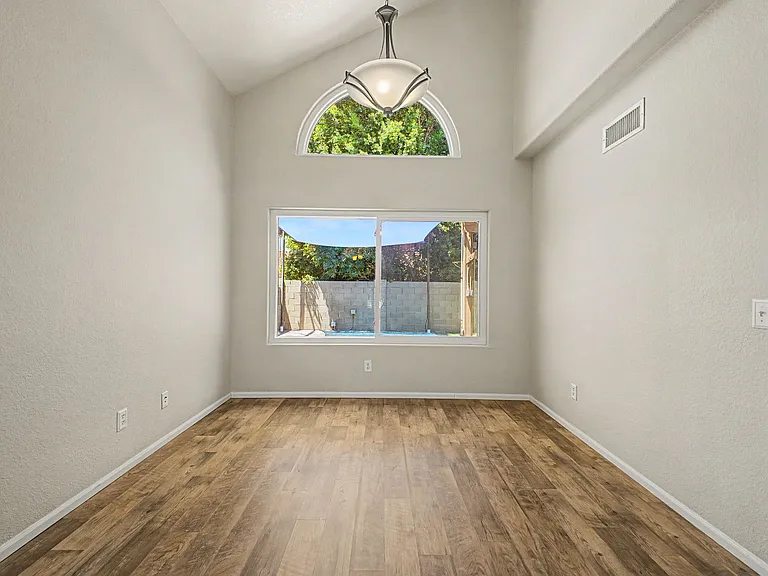 842 W Sun Coast Dr — Photo 9
