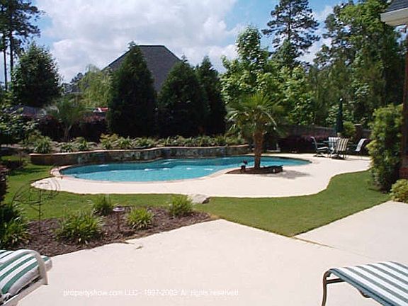 Gunite pool / waterfalls